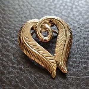 VTG Jeri-Lou scarf clip